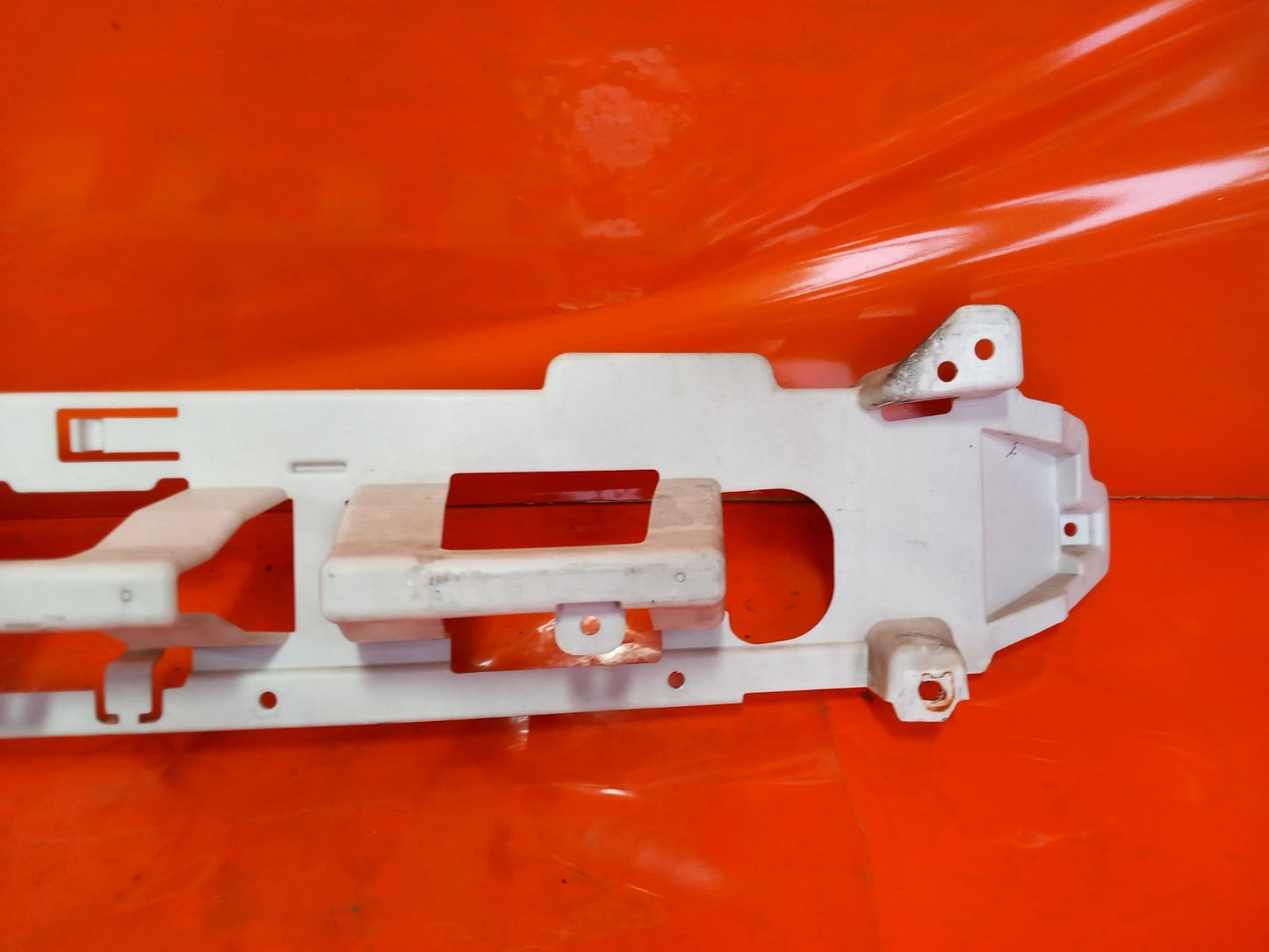 Ford Galaxy Zetec 2.0 Diesel 2019 Rear Centre Bumper Bracket EM2B17E898A A345 - Image 6