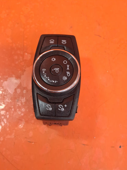 ✅FORD TRANSIT CONNECT 1.6 DIESEL 2015 HEADLIGHT CONTROL SWITCH BM5T13A024CE A355 - Image 4