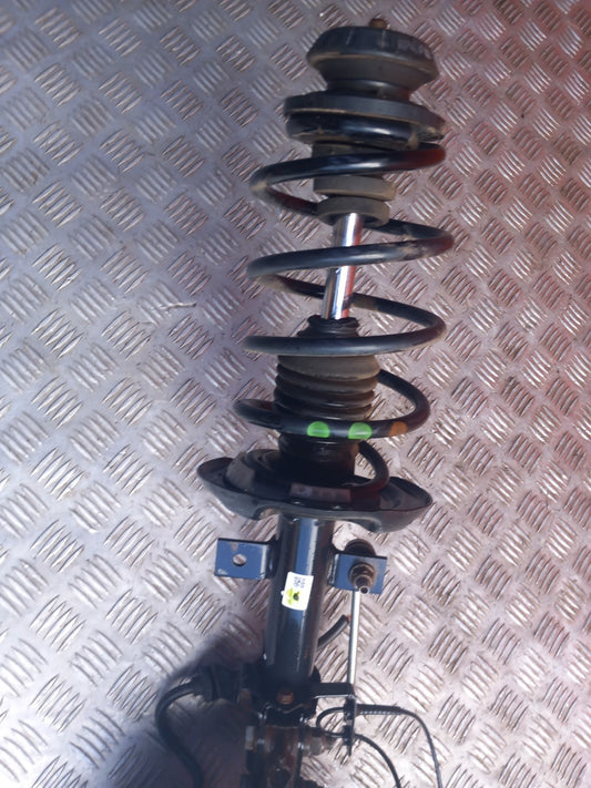2024 Dacia Jogger Front Left Suspension Leg Hub Warranty A391 - Image 2