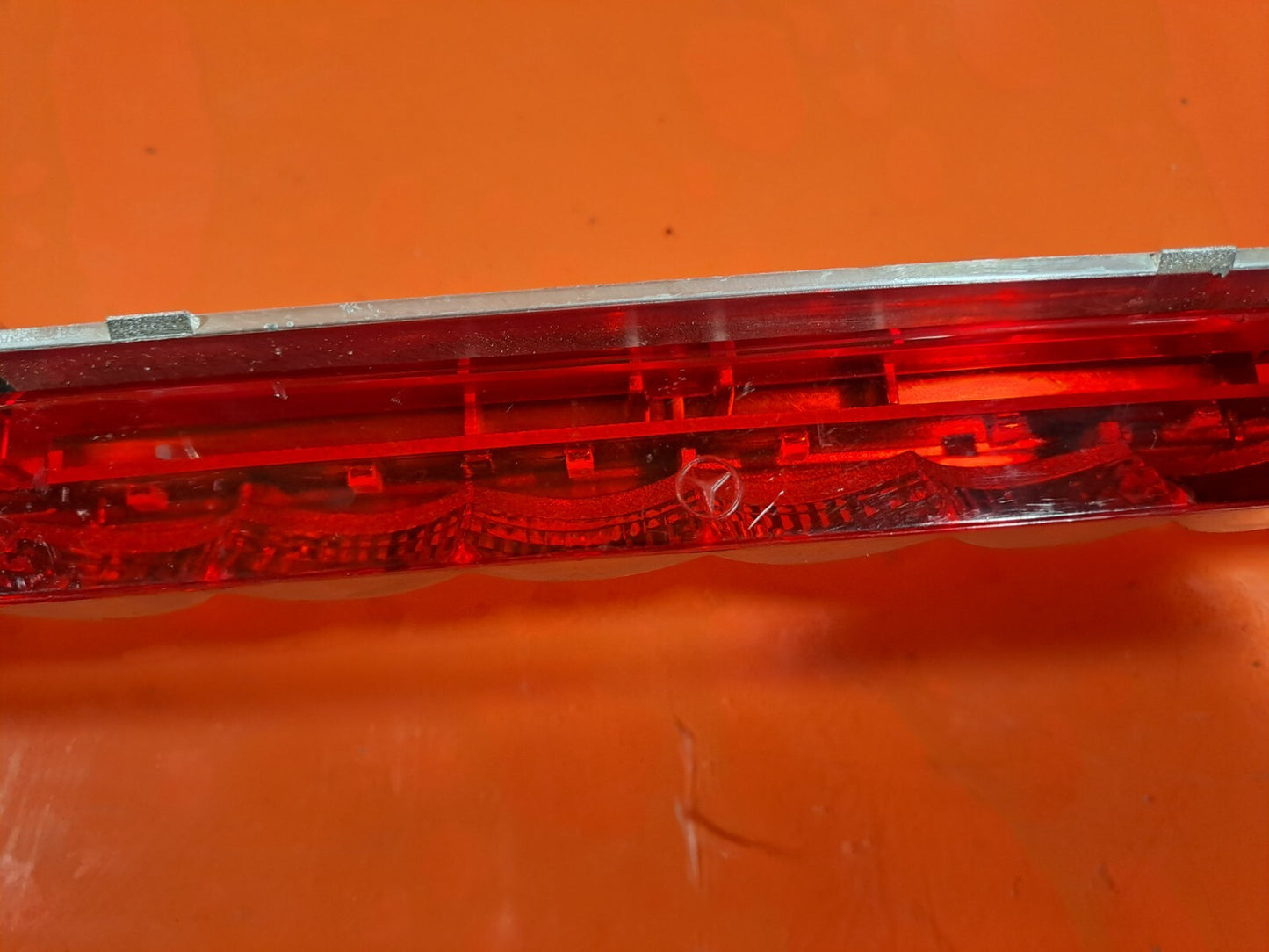 ✅2012 MERCEDES C CLASS W204 REAR THIRD BRAKE STOP BRAKE LIGHT A2049066002 A238 - Image 6
