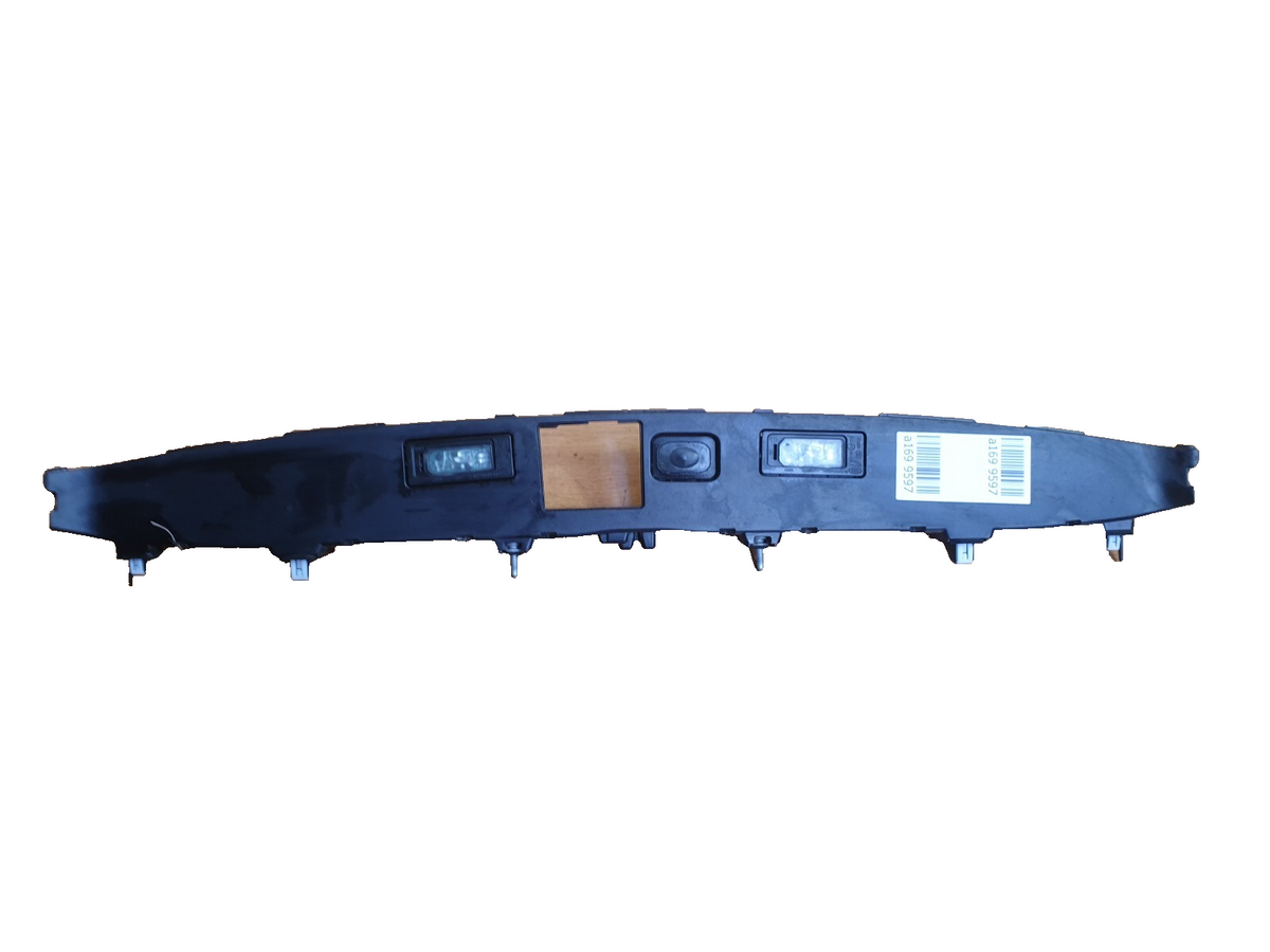 2022 Range Rover Evoque L551 Tailgate Boot Handle Trim K8D2-404C42-A A169 - Image 1