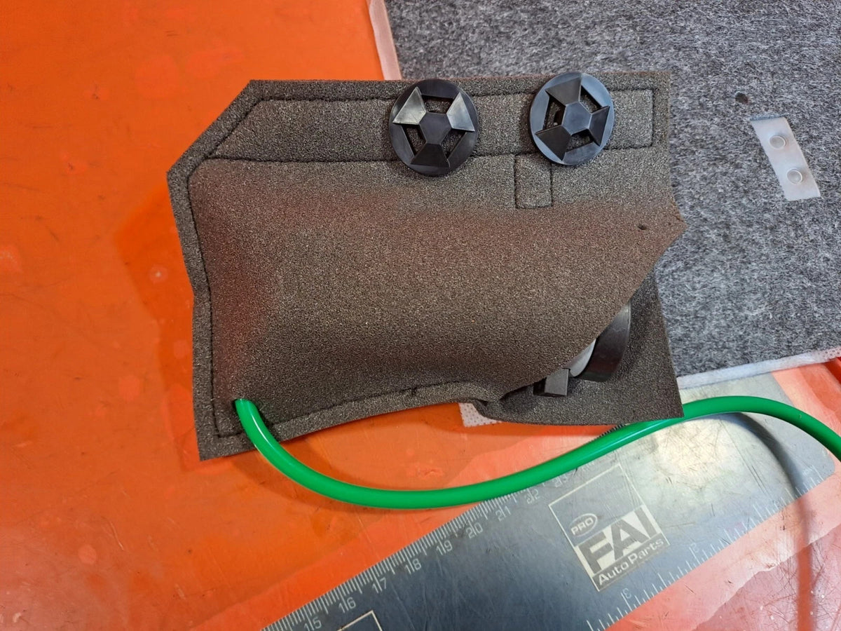 ebay-src:https://i.ebayimg.com/00/s/mtiwmfgxnjaw/z/fkwaaesw08bqrlxc/$_57.jpg