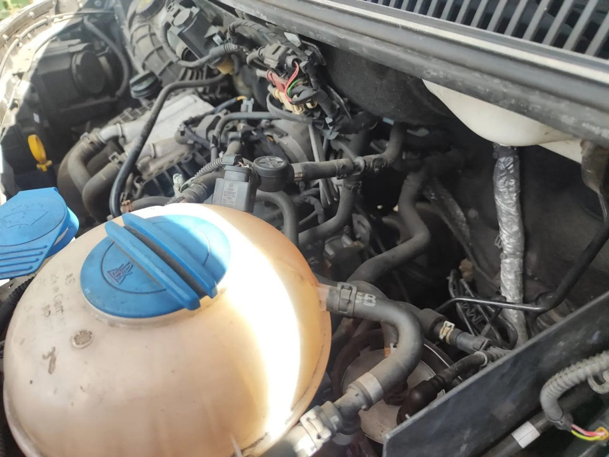 VW Transporter T30 2.0 Diesel 2021 Engine Complete CXHC Warranty A410 - Image 2