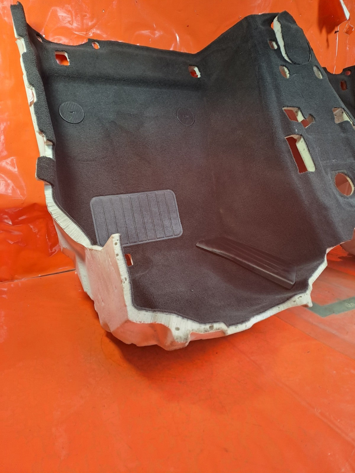 ✅BMW G20 320I 2.0 PETROL 2021 LEFT AND RIGHT SIDE FRONT INTERIOR FLOOR CARPET - Image 9