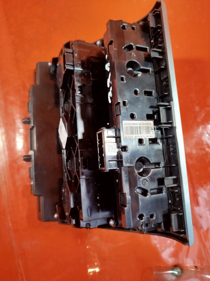 ebay-src:https://i.ebayimg.com/00/s/mtywmfgxmjaw/z/vjkaaeswj8vptsoc/$_57.jpg