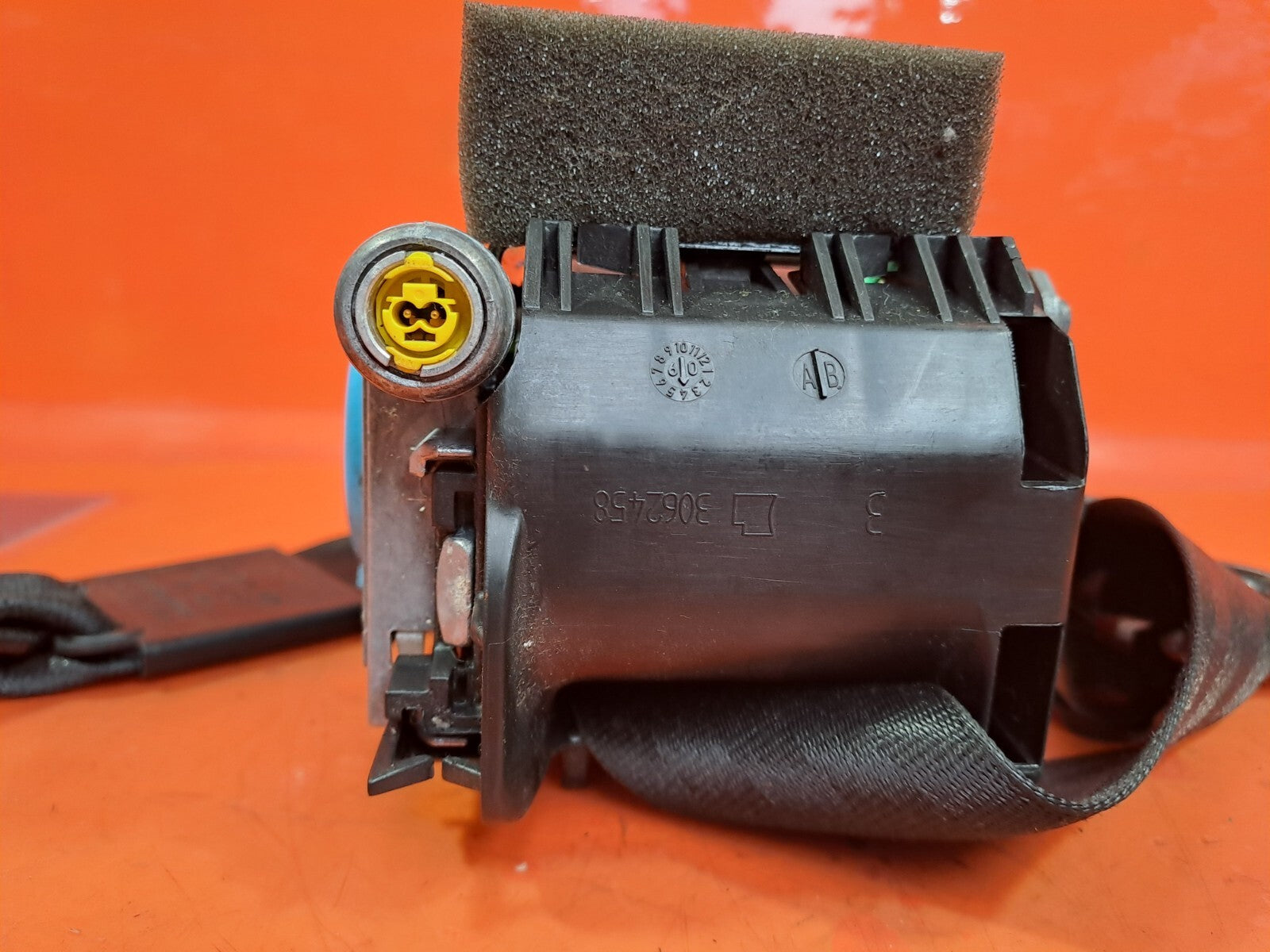 ✅AUDI A5 S LINE CABRIO 2.0 PETROL 2009 FRONT RIGHT SEAT BELT 8F0857781 8F1857705 - Image 8