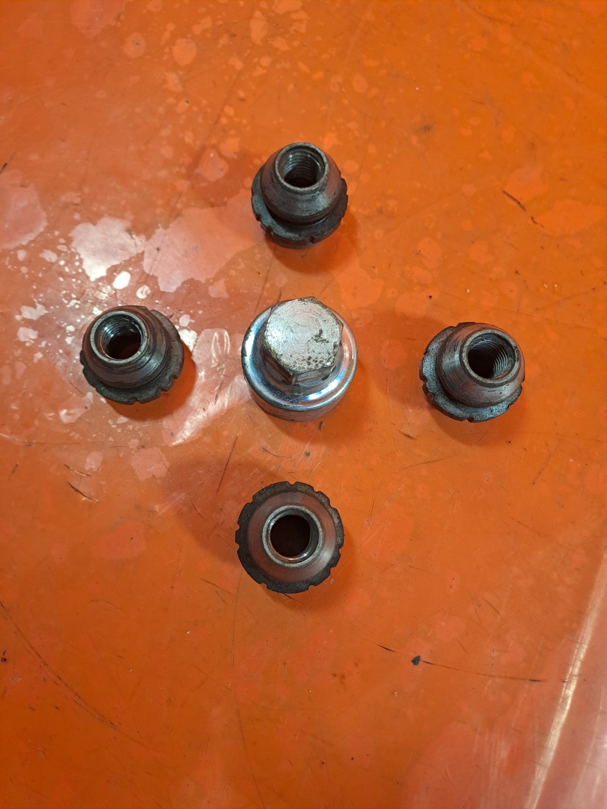 ✅FORD TRANSIT CONNECT 1.6 DIESEL 2015 LOCKING WHEEL BOLT NUTS Warranty A355 - Image 6