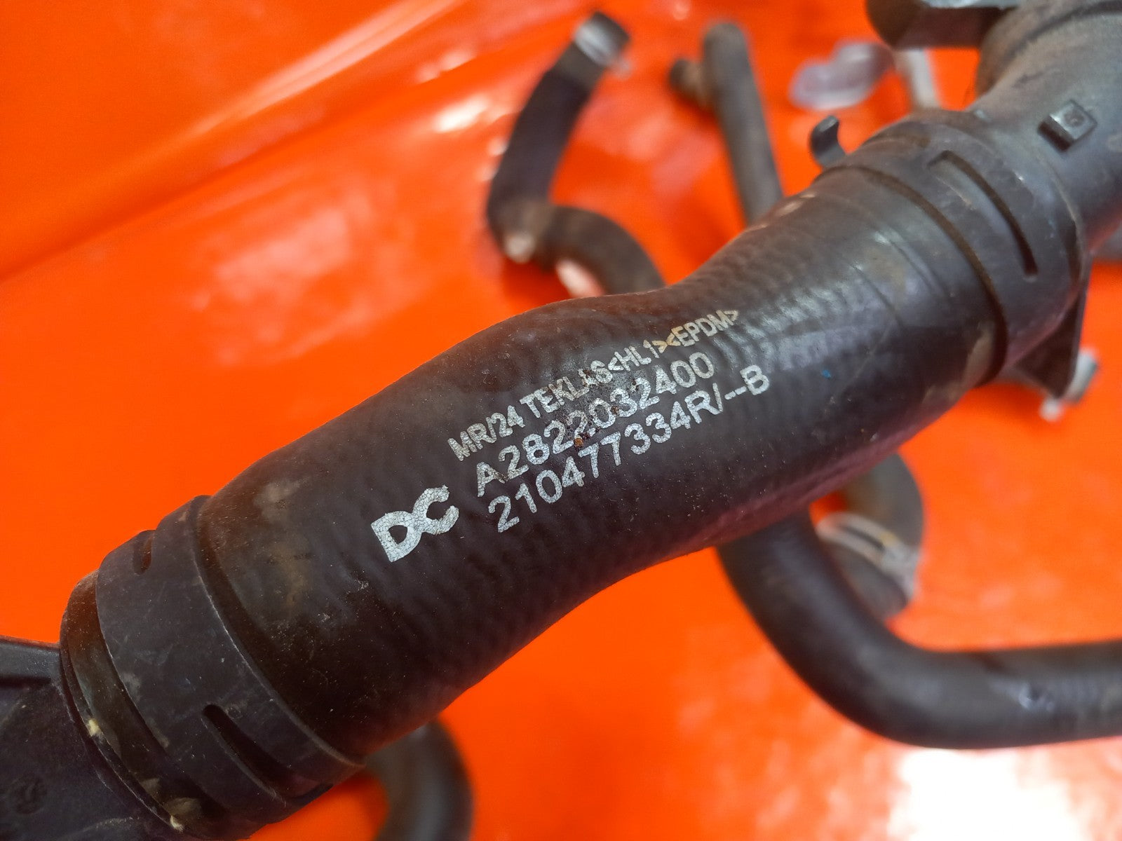 2024 Dacia Jogger Pipe Hose Set 210477334R Warranty A391 - Image 11
