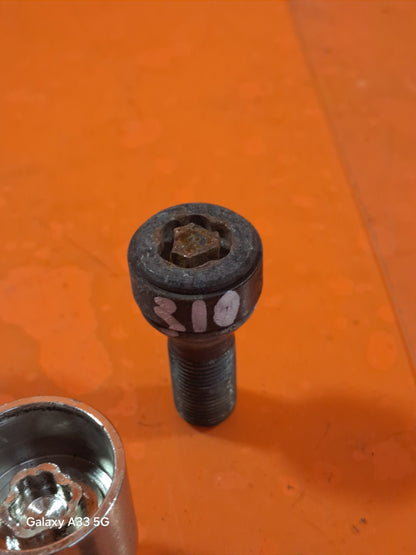✅MINI COUNTRYMAN MK3 1.6 DIESEL 2013 WHEEL LOCKING BOLT NUTS Warranty A304 - Image 4