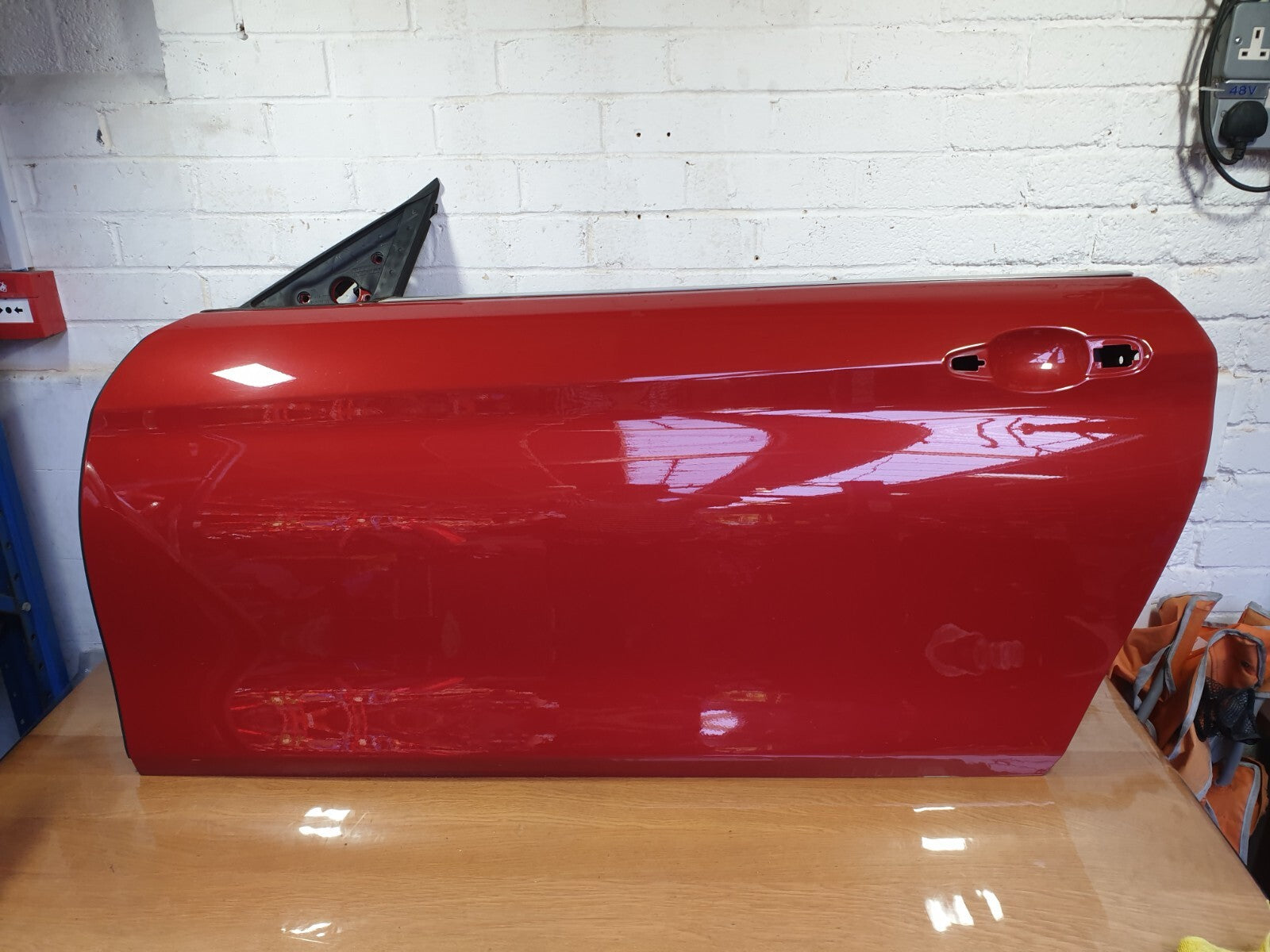 ✅2018 BMW 4 SERIES F33 2.0D CONVERTIBLE FRONT LEFT DOOR RED (A75) + WARRANTY - Image 5