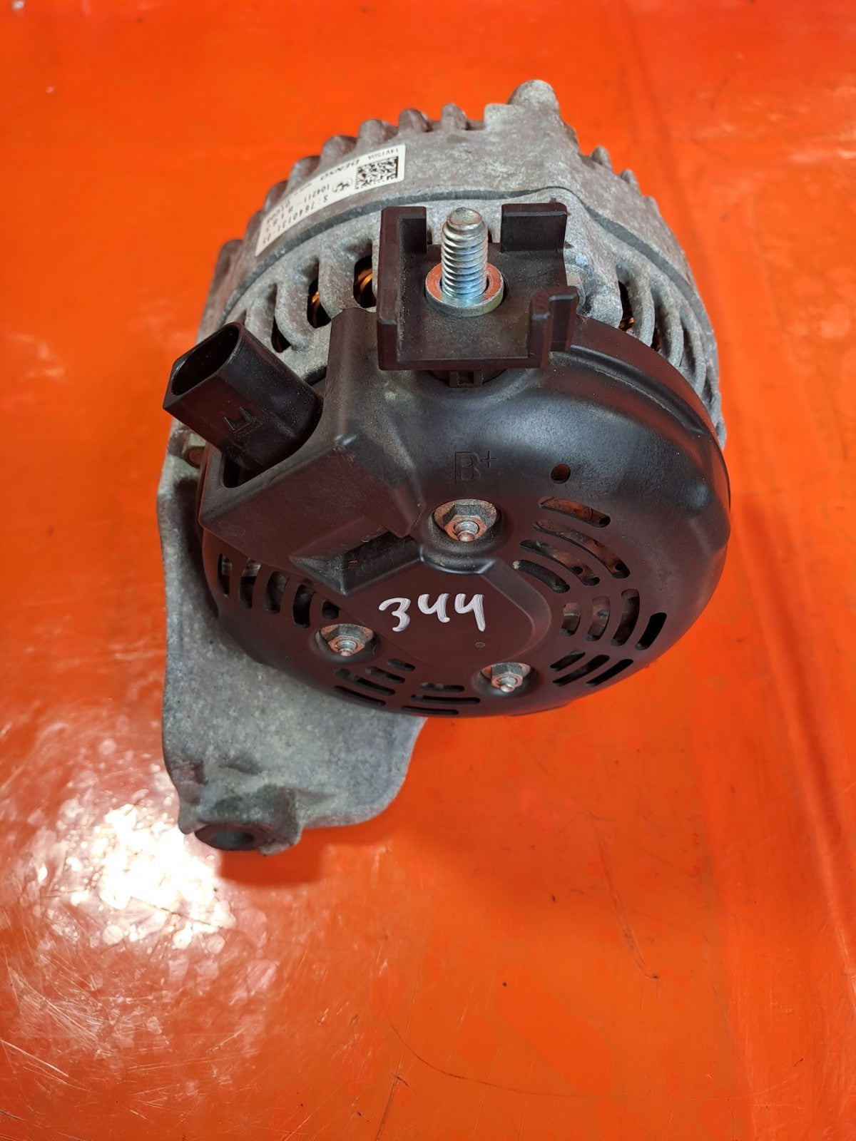 ebay-src:https://i.ebayimg.com/00/s/mtywmfgxmjaw/z/e9iaaeswstdphdjq/$_57.jpg