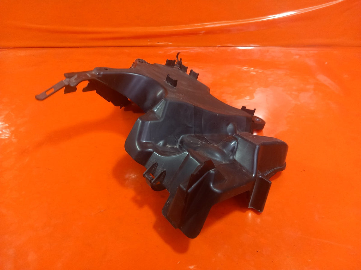 ebay-src:https://i.ebayimg.com/00/s/mtiwmfgxnjaw/z/c8iaaeswgjzqs6wv/$_57.jpg