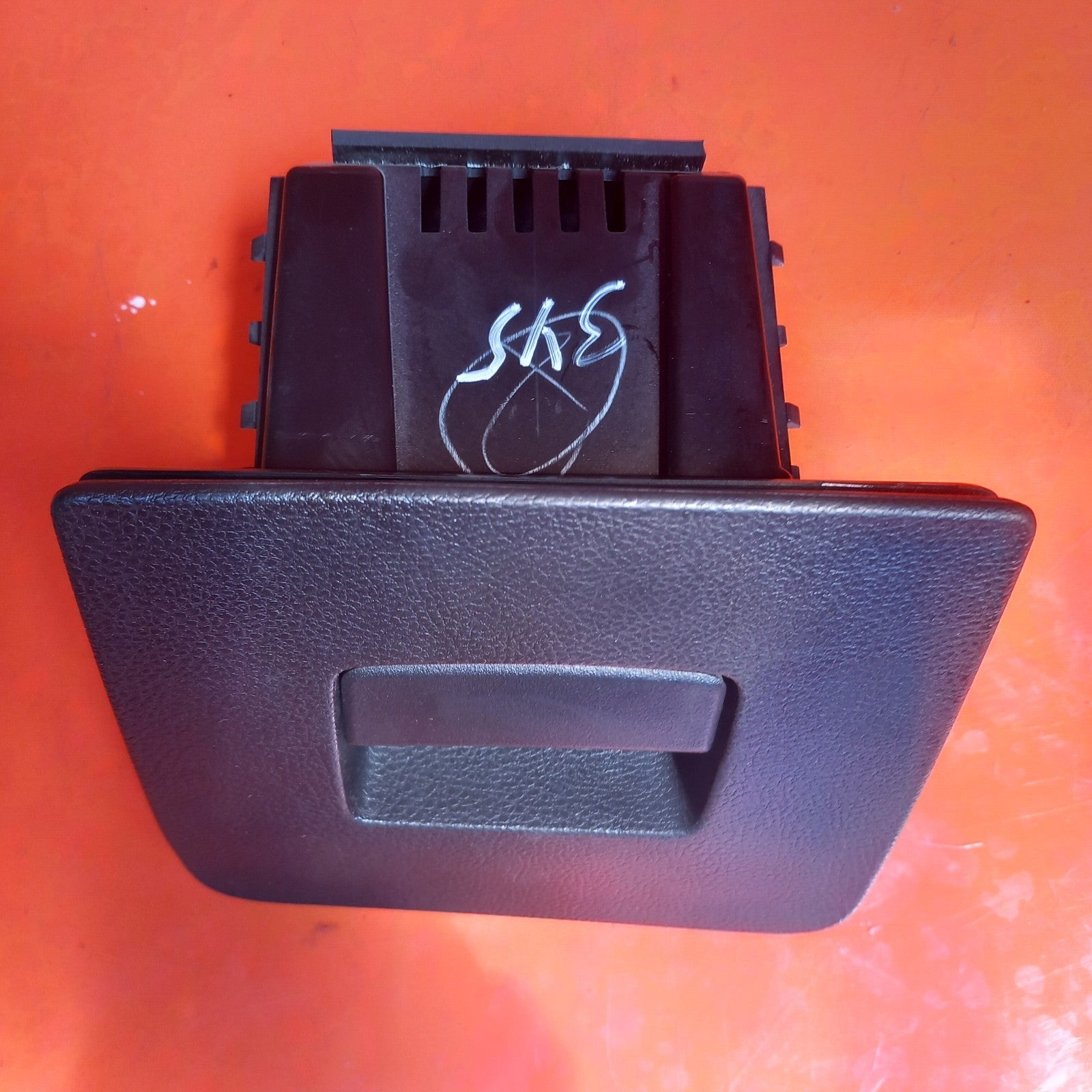 2019 Ford Galaxy MK3 Zetec Right Side Glove Box FK7B-R044J53-BDW Warranty A345 - Image 3