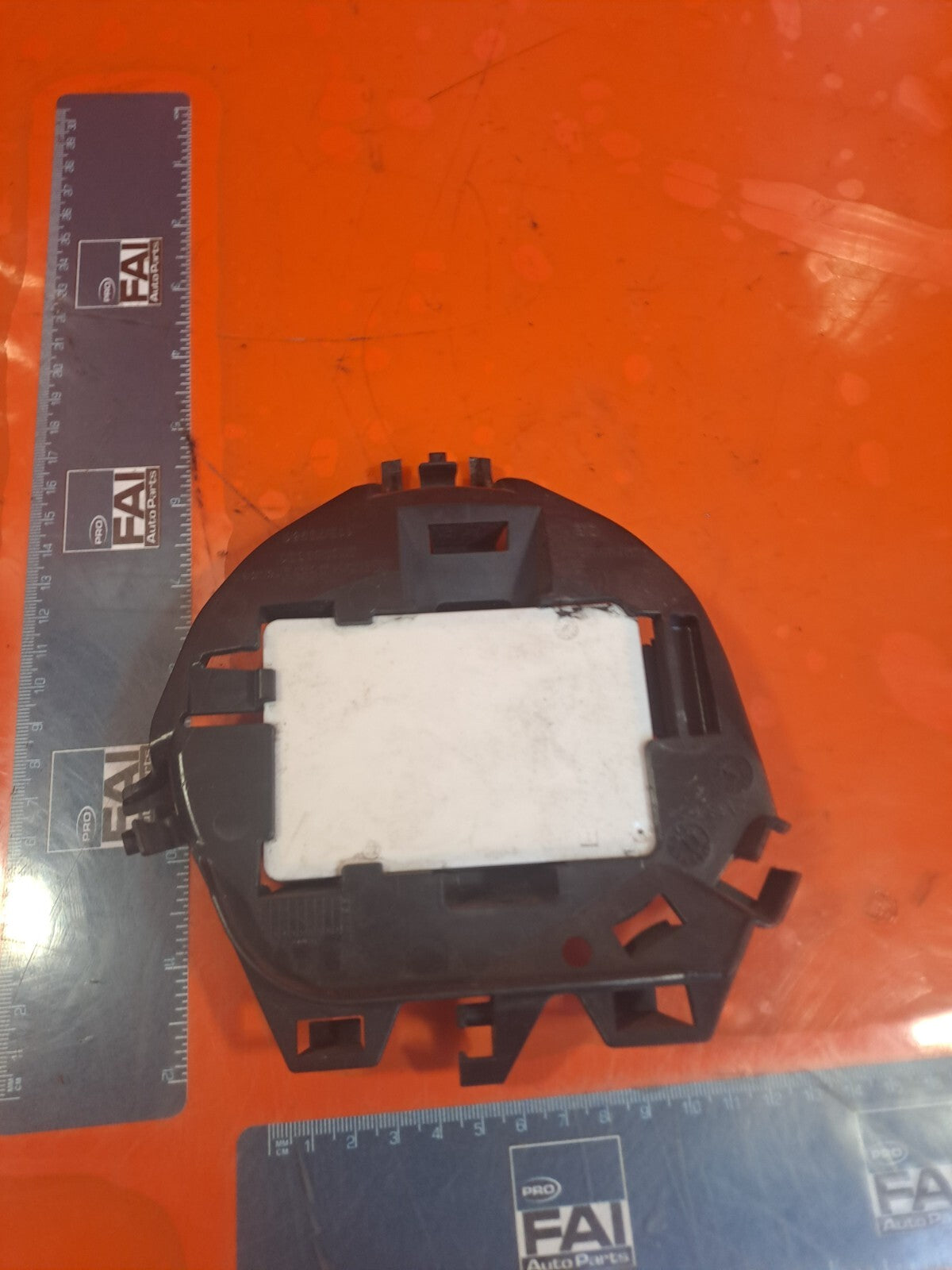 ✅Mercedes W176 A180 1.5 Diesel 2013 DISTANCE RADAR SENSOR MODULE A2468880014 - Image 1