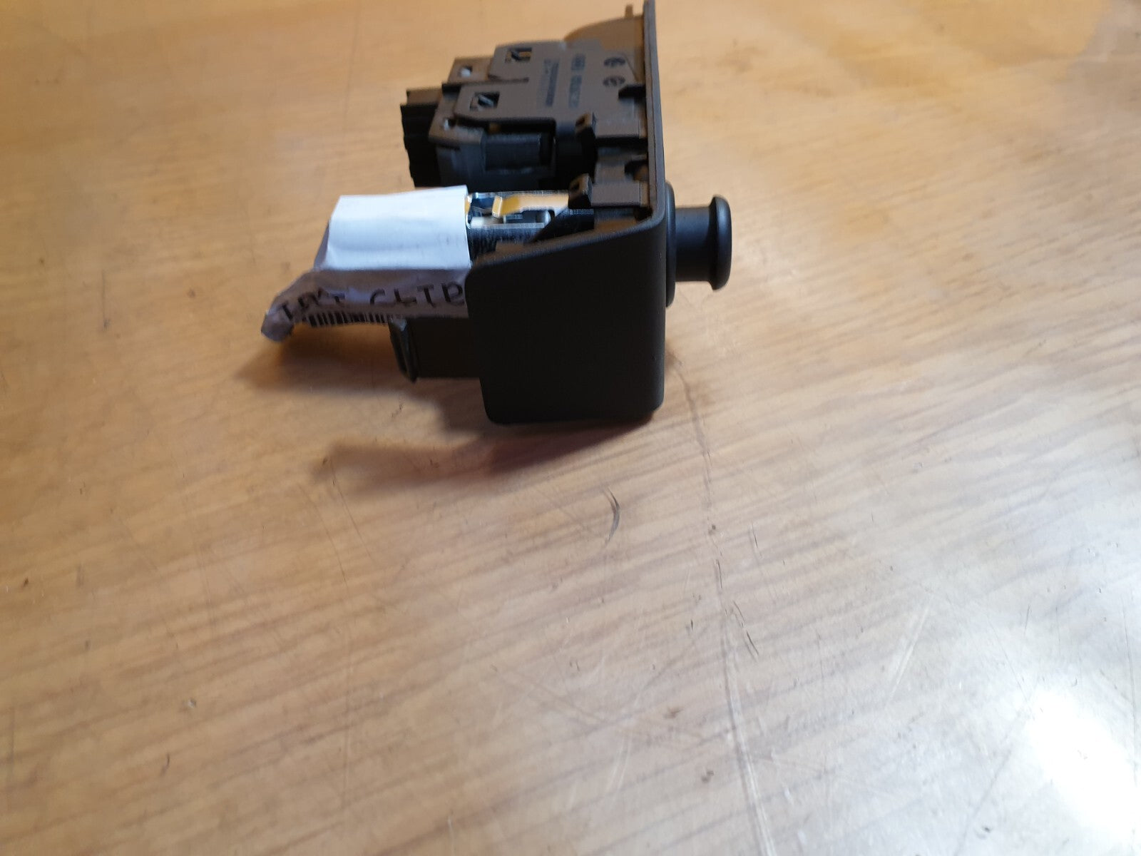 ✅AUDI A3 S LINE 1.4 PETROL 2021 ELECTRIC HANDBRAKE SWITCH 12V SOCKET SWITCH A149 - Image 10