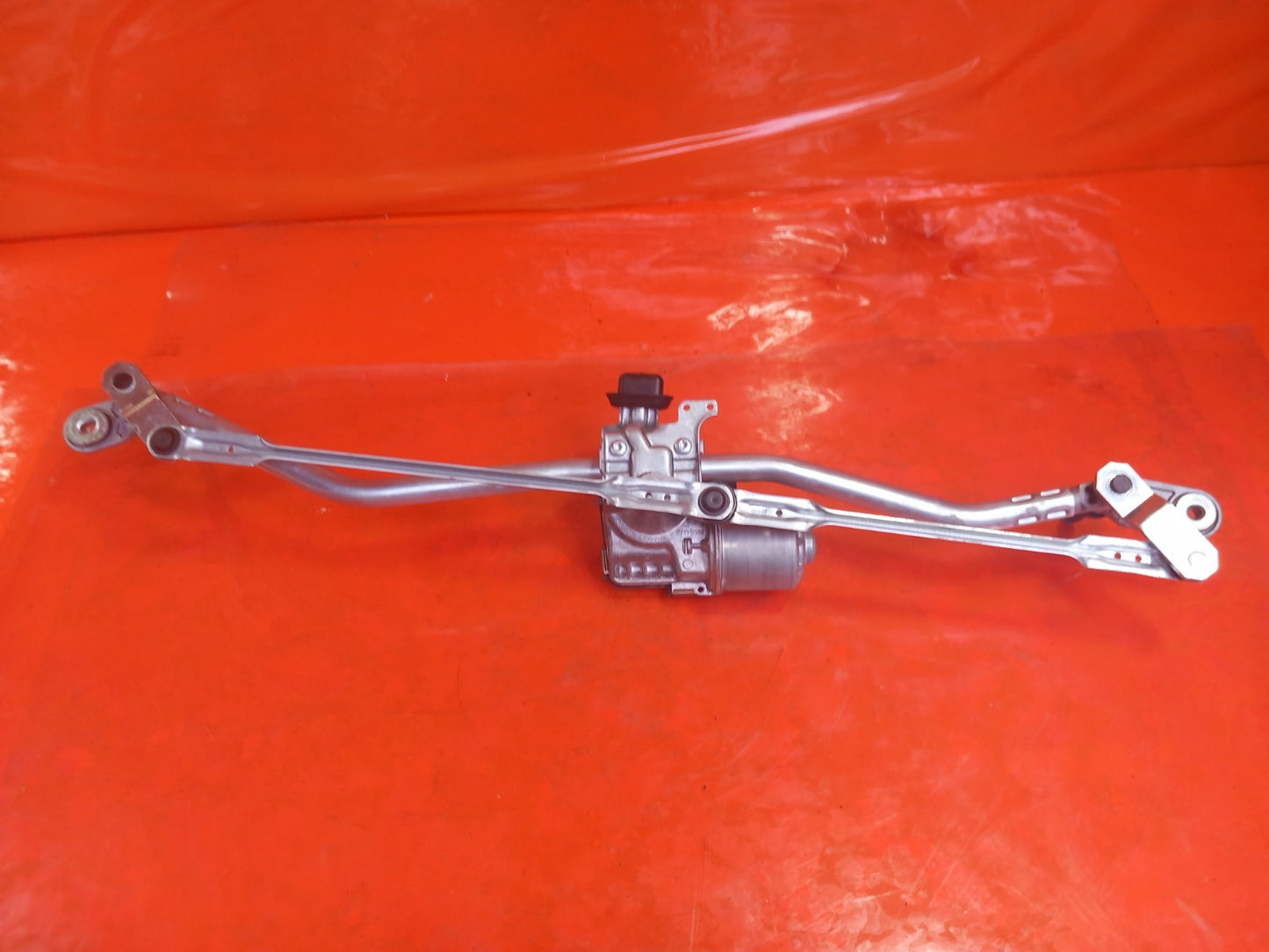 Land Rover Defender L663 3.0 Diesel 2025 Front Wiper Linkage and Motor Warranty - Image 10
