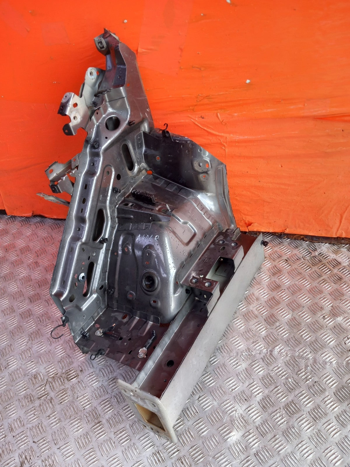 ebay-src:https://i.ebayimg.com/00/s/mtywmfgxmjaw/z/zhmaaeswnp1qjruq/$_57.jpg