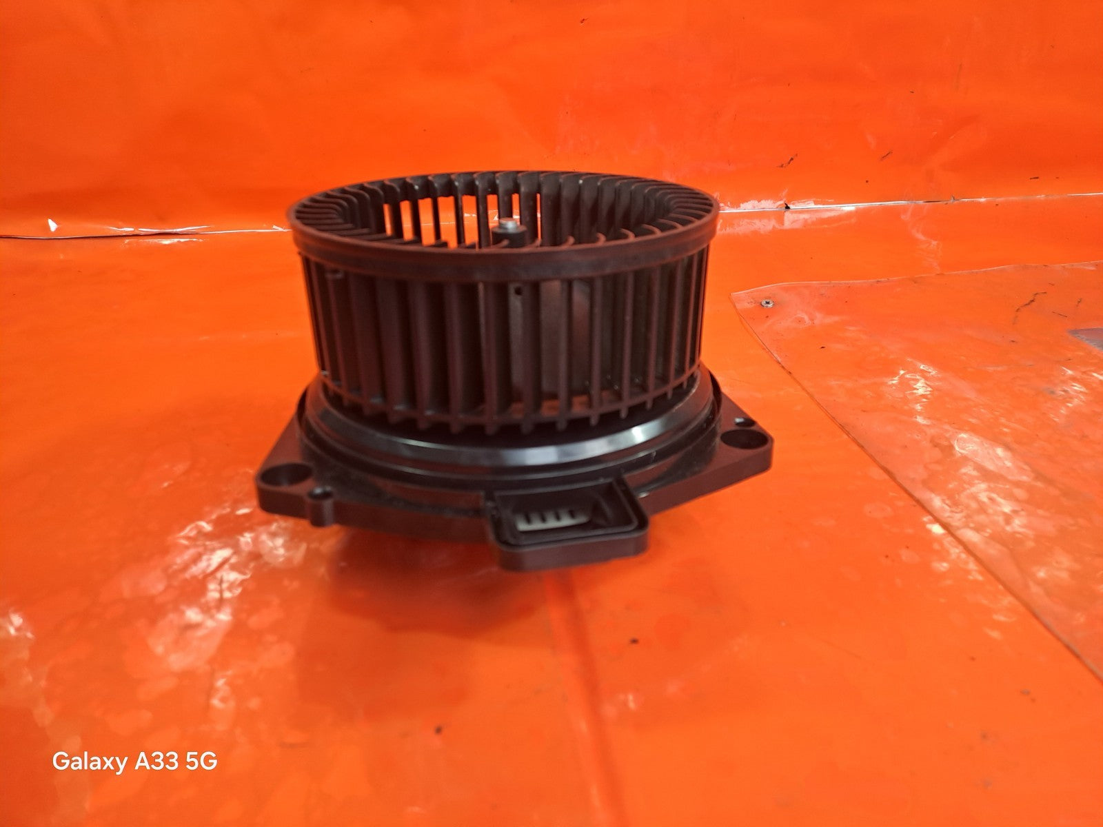 ebay-src:https://i.ebayimg.com/00/s/mtiwmfgxnjaw/z/mk8aaeswlxdo5261/$_57.jpg