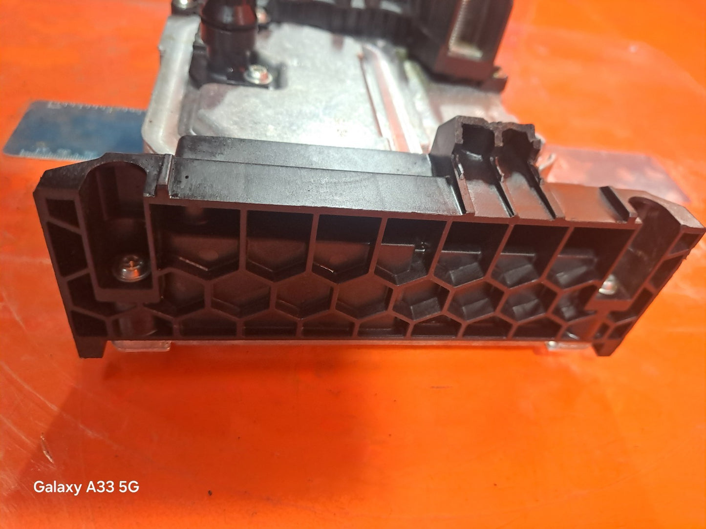 ebay-src:https://i.ebayimg.com/00/s/mtiwmfgxnjaw/z/ioaaaeswvzdo92v-/$_57.jpg