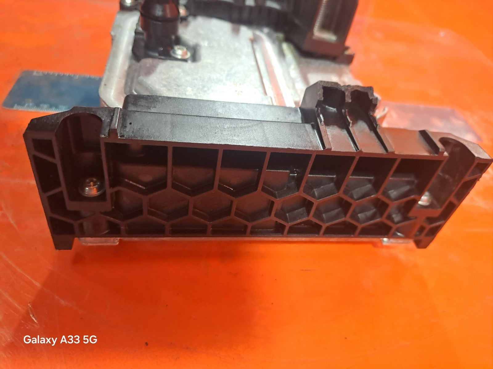 ebay-src:https://i.ebayimg.com/00/s/mtiwmfgxnjaw/z/ioaaaeswvzdo92v-/$_57.jpg