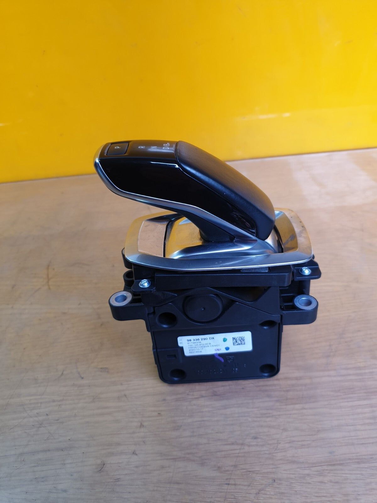 ebay-src:https://i.ebayimg.com/00/s/mtywmfgxmjaw/z/6yqaaoswoctmhyik/$_57.jpg