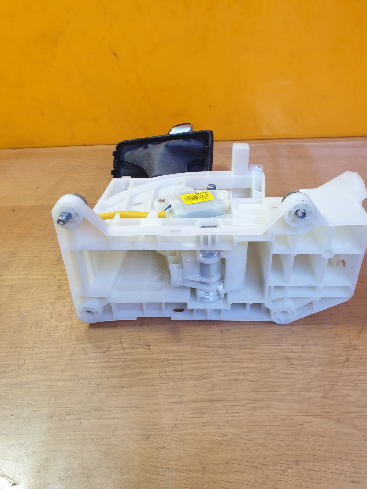 ✅2023 HYUNDAI BAYON PREM T-GDi 1.0P GEAR SELECTOR SHIFTER 46700Q0930BB A200 - Image 8