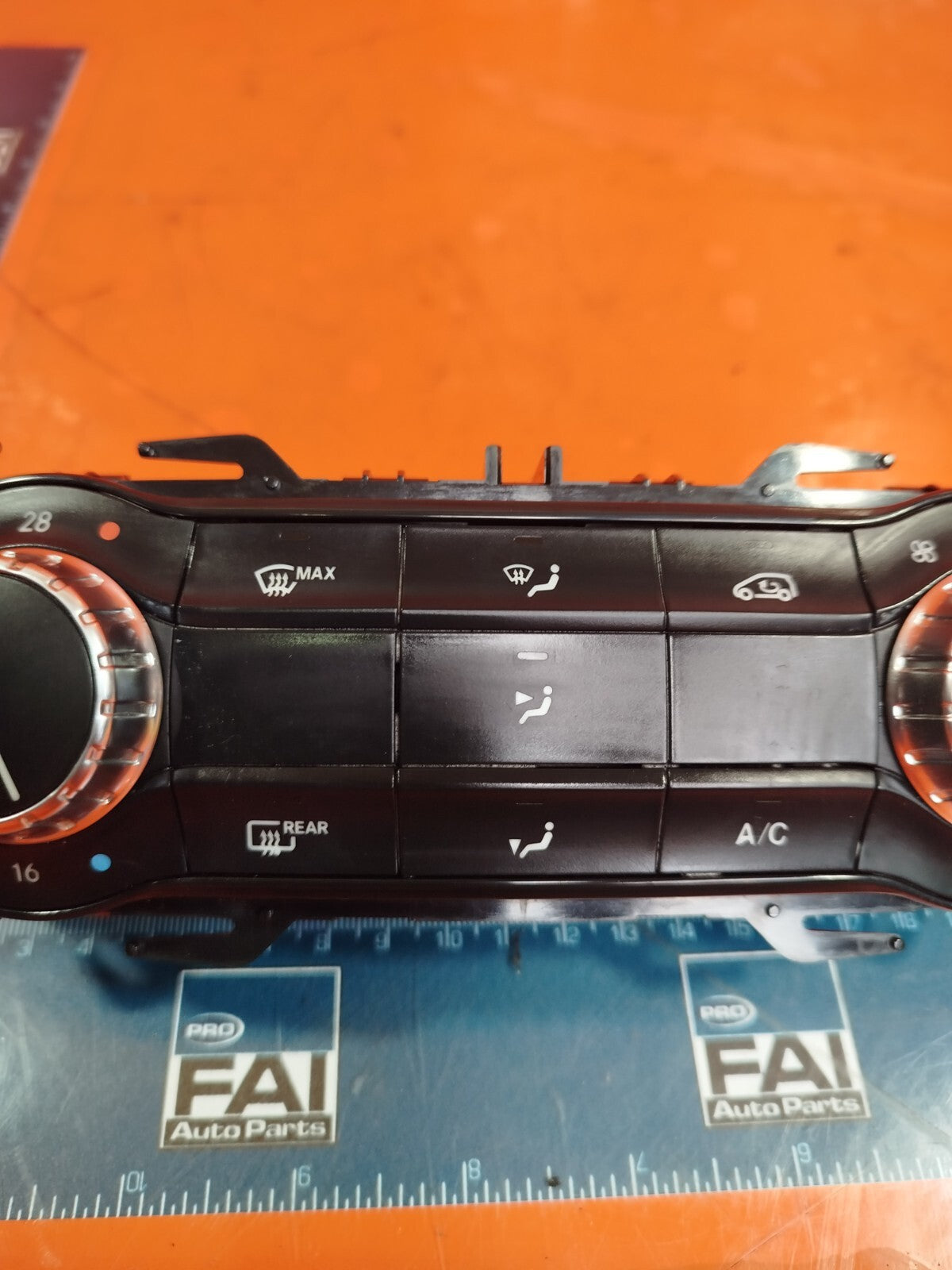 ✅MERCEDES W176 A180 AMG 1.5 DIESEL 2013 A/C HEATER CLIMATE CONTROL SWITCH PANEL - Image 3
