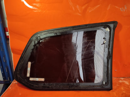 ✅FORD GALAXY ZETEC 2.0 DIESEL 2018 REAR LEFT QUARTER SIDE GLASS EM2B-U29701-A/B - Image 8