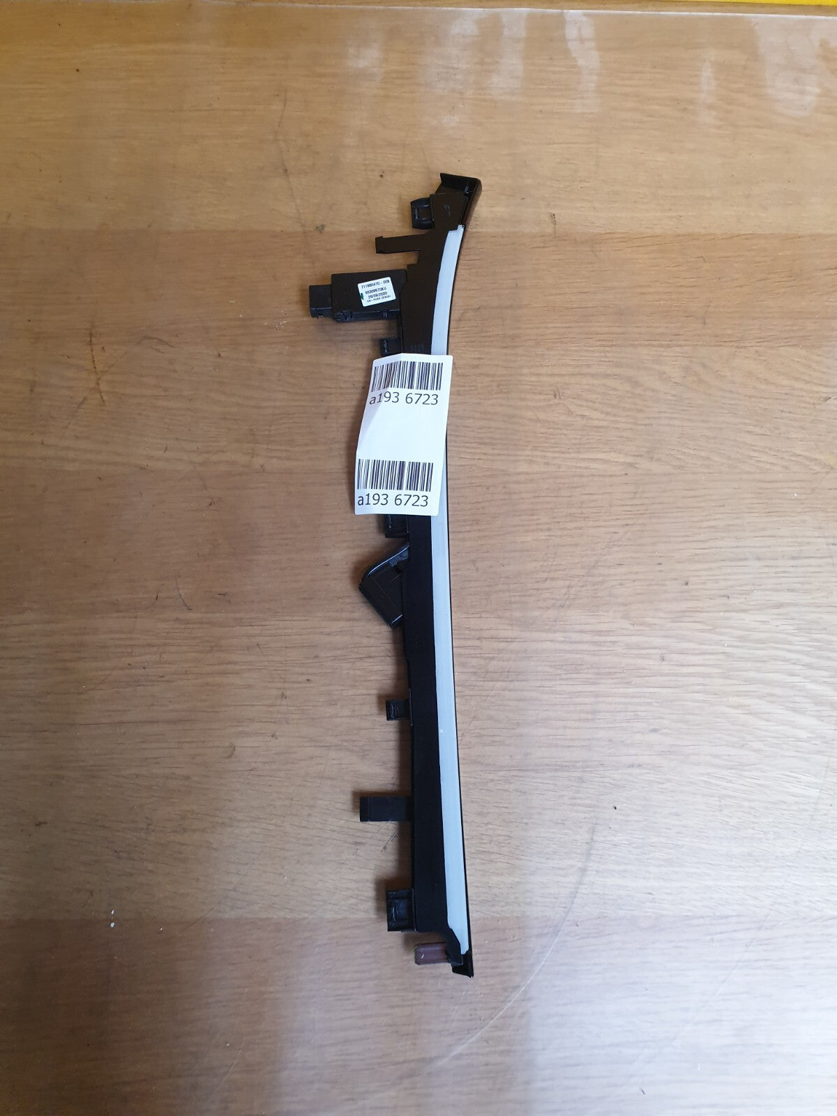 ebay-src:https://i.ebayimg.com/00/s/mtywmfgxmjaw/z/4rmaaoswqh5mh728/$_57.jpg
