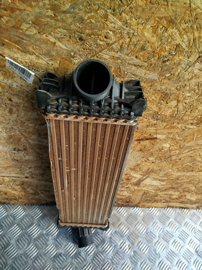 ebay-src:https://i.ebayimg.com/00/s/mtywmfgxmjaw/z/dpaaaoswsopoij3l/$_57.jpg