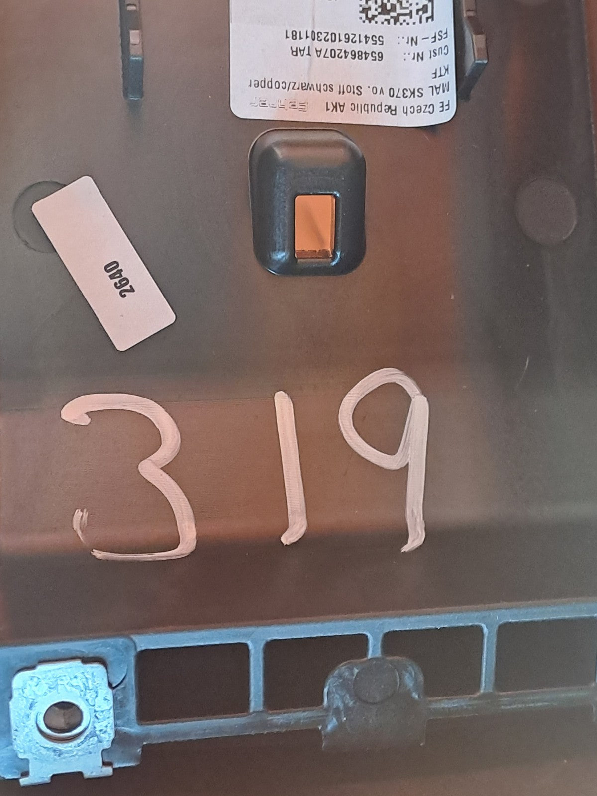 ✅SKODA KAMIQ Se 1.5 PETROL 2024 CENTRE CONSOLE ARMREST 654864207A Warranty A319 - Image 9