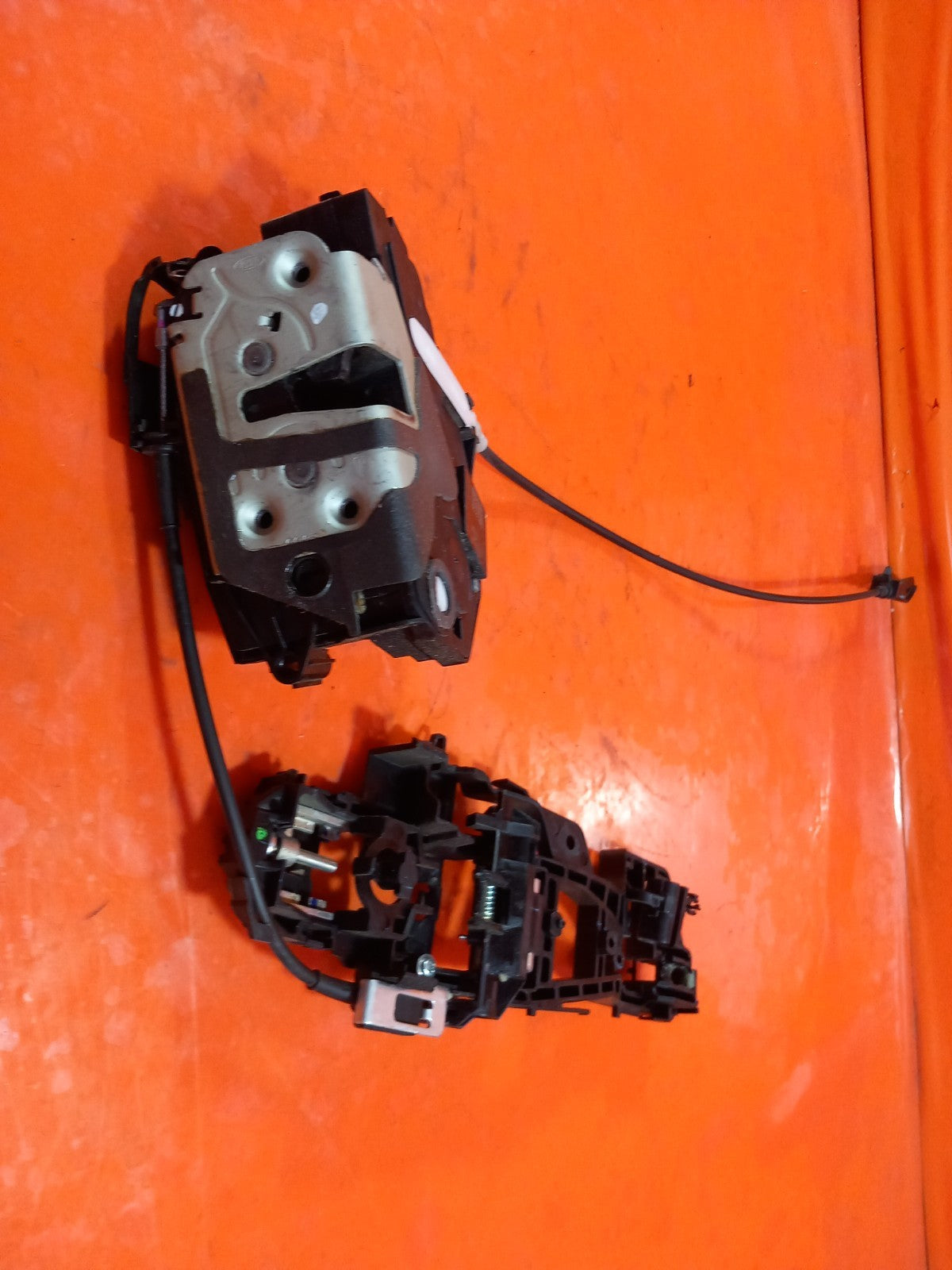 2021 Ford Ranger Wildtrak Rear Left Door Lock JB3B-2121978-AD Warranty A418 - Image 2