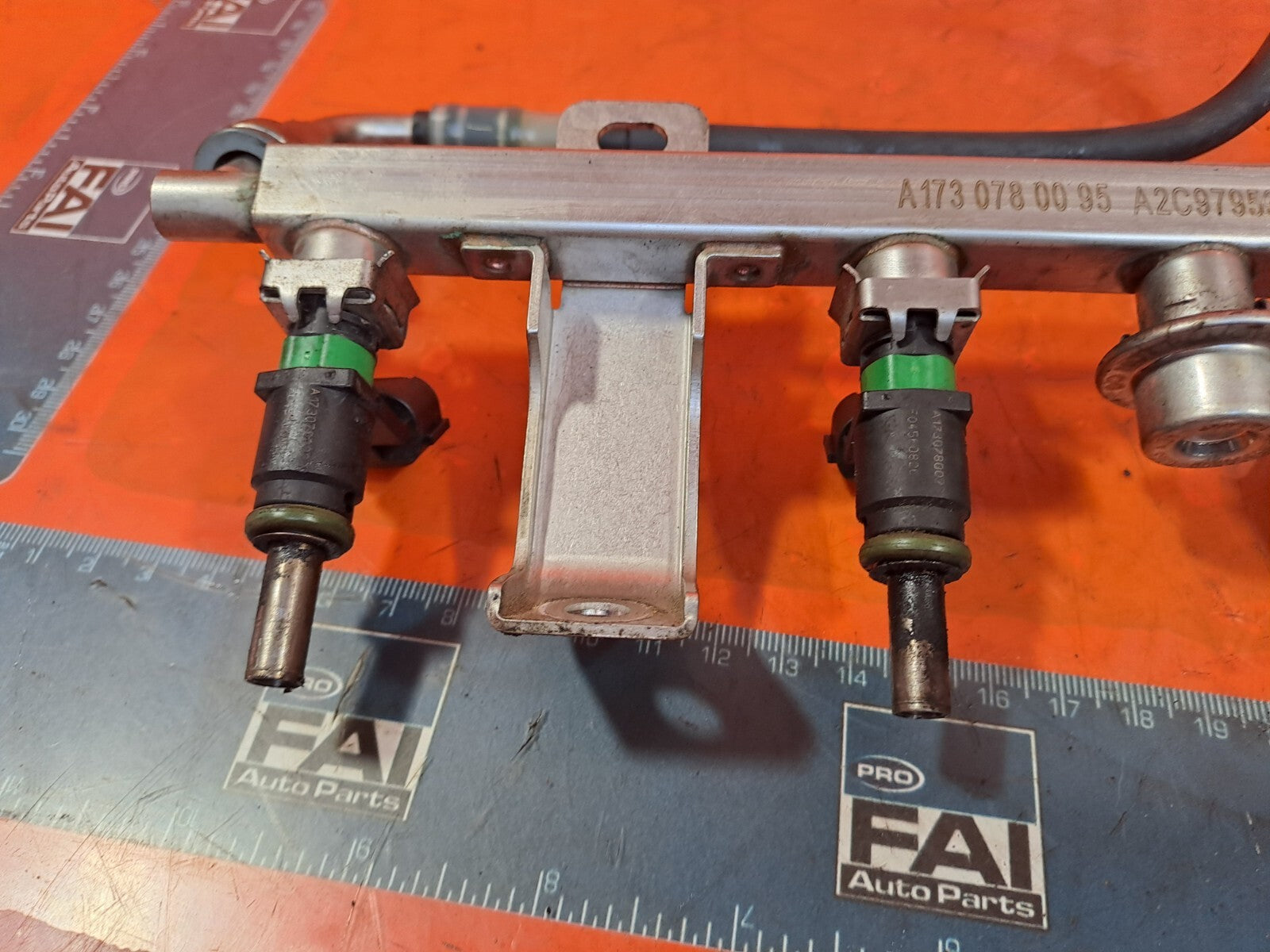 ✅SSANGYONG TIVOLI EX 1.6 PETROL 2015 FUEL INJECTORS & RAIL A1730780095 Warranty - Image 5
