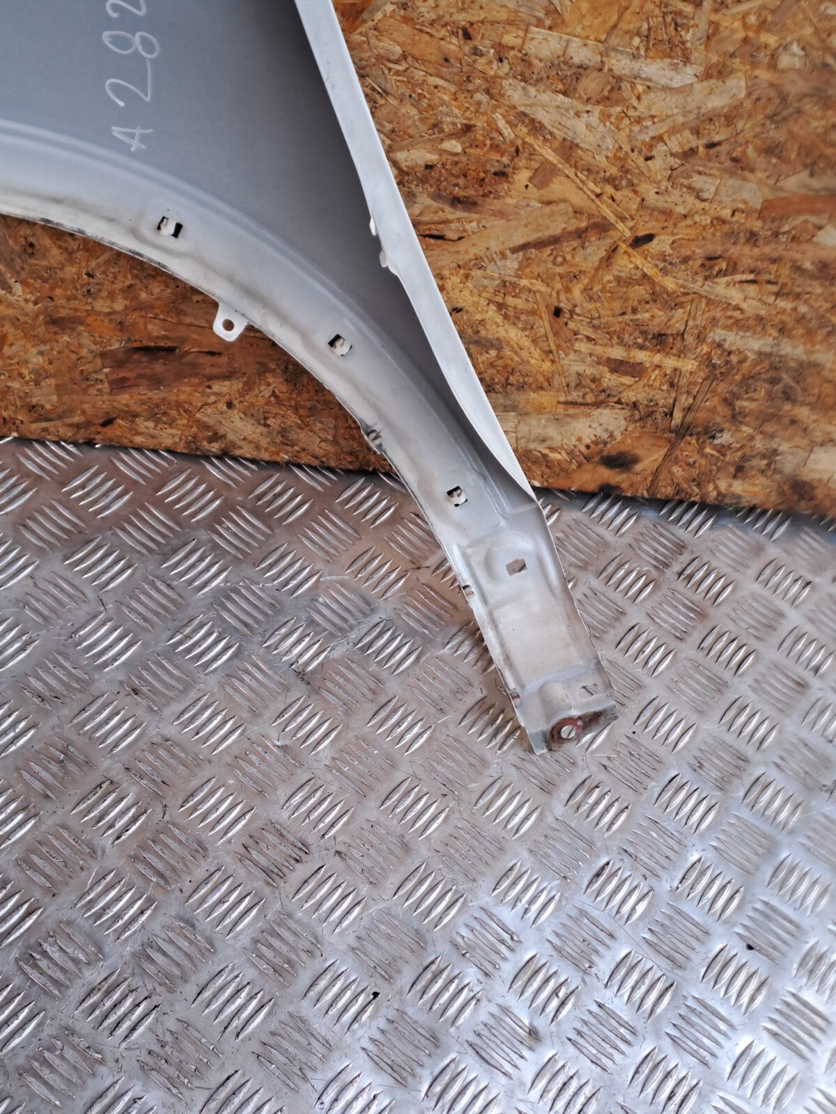 ✅2013 SSANGYONG KORANDO S FRONT RIGHT WING FENDER PANEL WHITE + WARRANTY A282 - Image 8