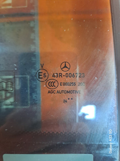 ✅MERCEDES A180 SPORT 1.3 PETROL 2025 REAR RIGHT QUARTER WINDOW GLASS A1777300400 - Image 4