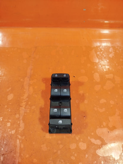 ✅Hyundai Tucson MK4 Ultimate 2023 1.6 Petrol FRONT RIGHT WINDOW CONTROL SWITCH - Image 2