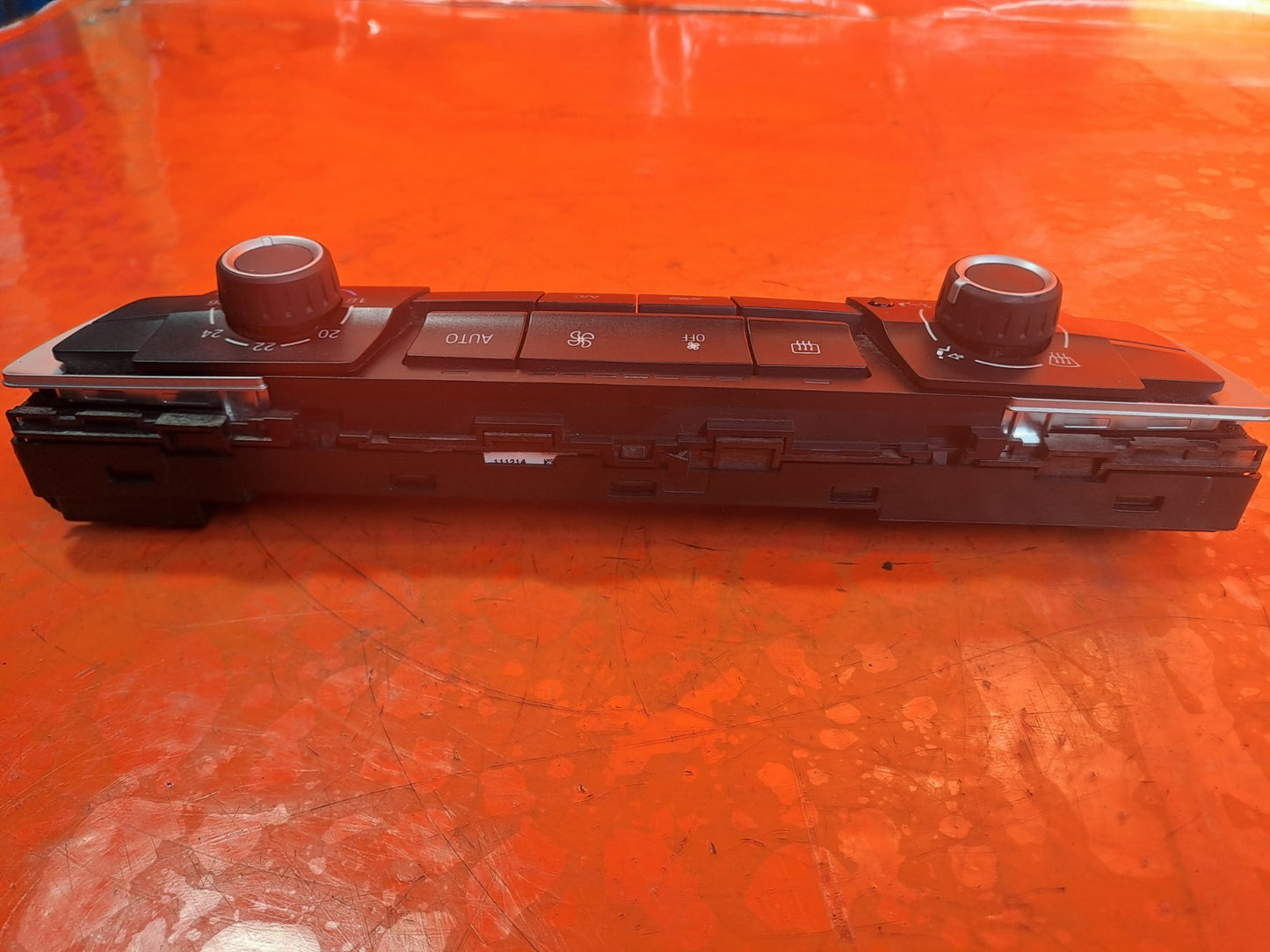 ✅BMW F22 218D SPORT 2.0 DIESEL 2015 A/C HEATER CLIMATE CONTROL SWITCH Warranty - Image 9
