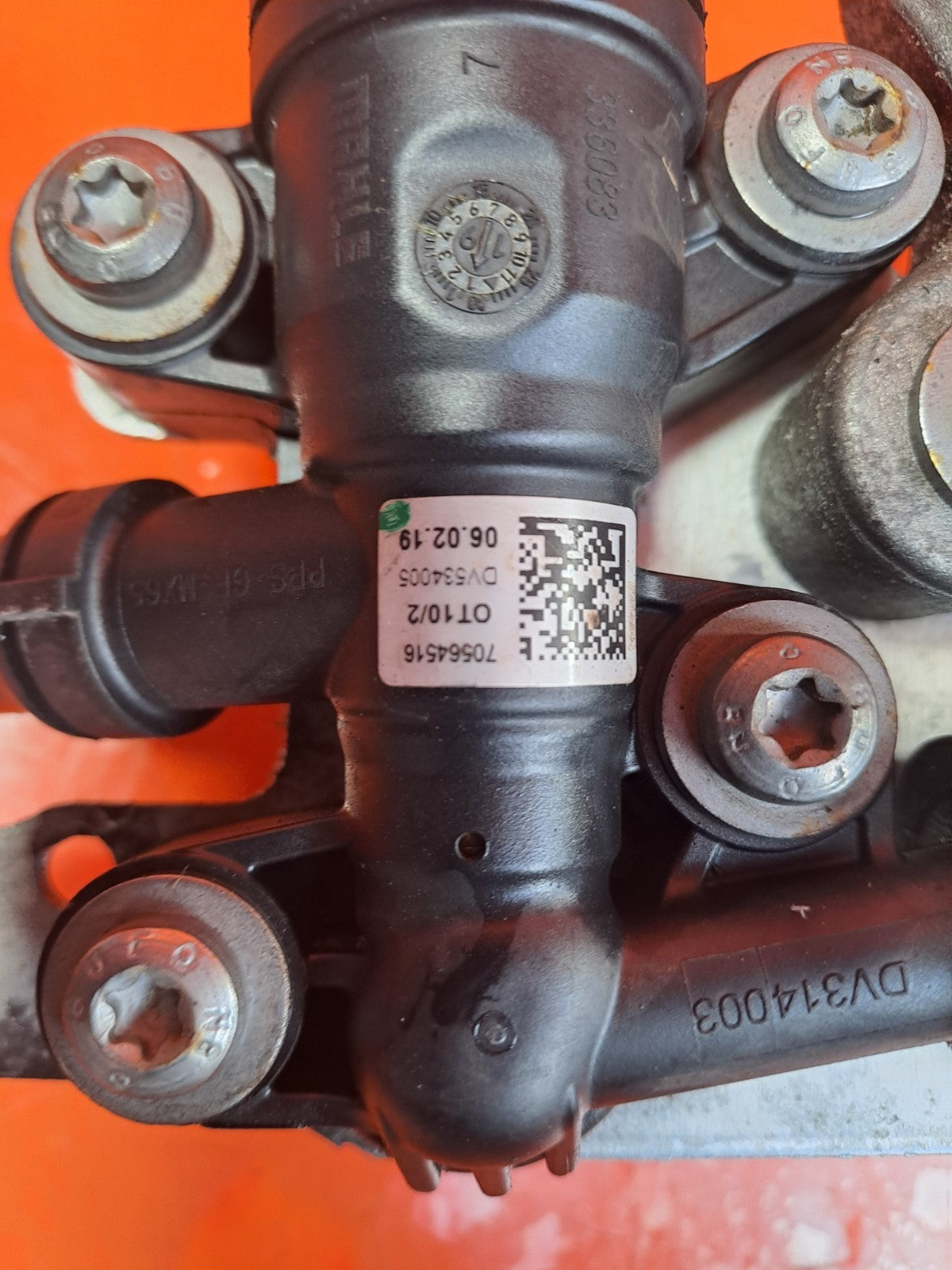 ✅BMW F23 218D Se 2.0 DIESEL 2019 B47D20U0 OIL COOLER 8514515 8570449 Warranty - Image 9
