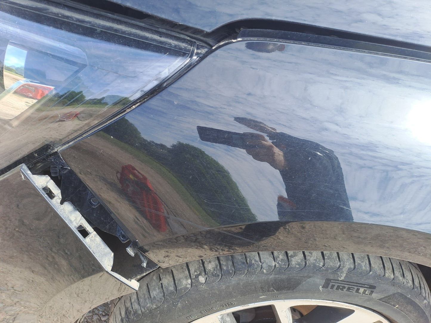 ✅2019 Renault Megane MK4 Iconic Front Left Wing Fender Panel Black A387 - Image 2