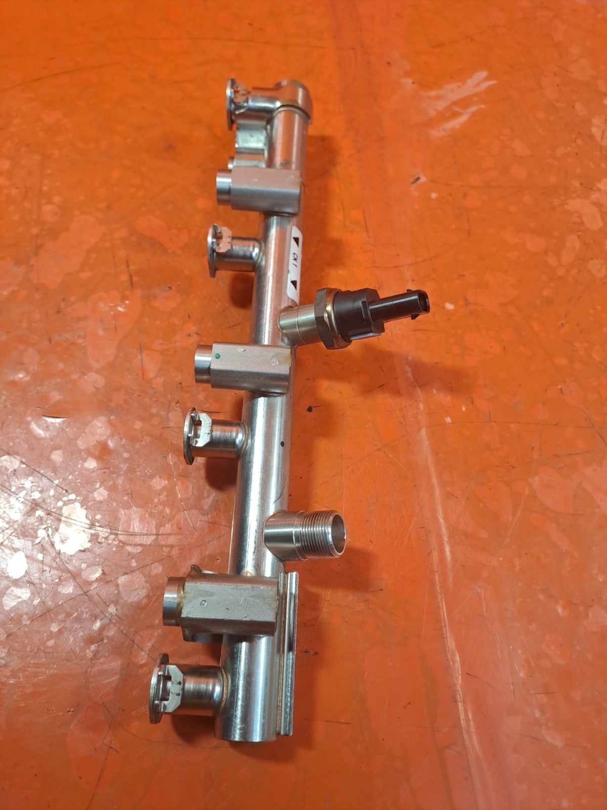 ✅MERCEDES CLA 180 AMG LINE 1.3 PETROL 2021 282.914 FUEL INJECTOR RAIL Warranty - Image 3