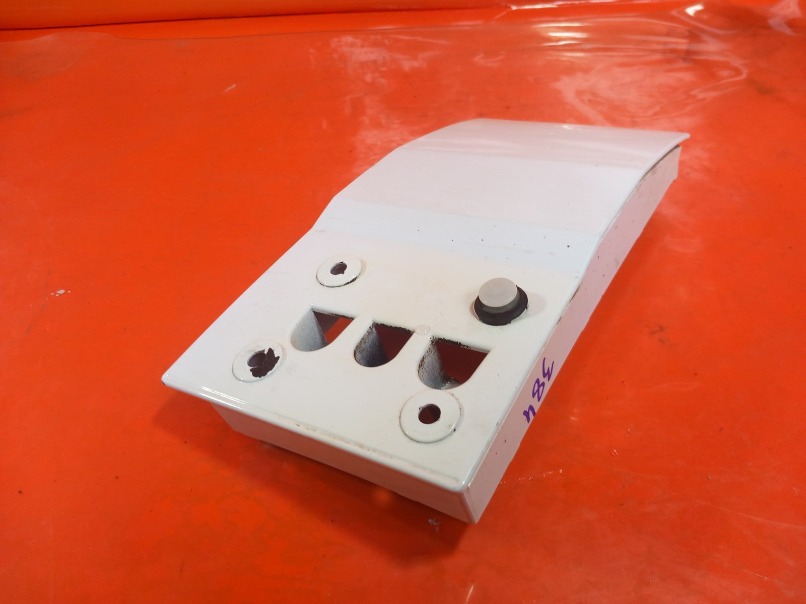 ✅2014 Ford Transit Custom Fuel Filler Flap White BK21-V20206-AC + Warranty A384 - Image 4