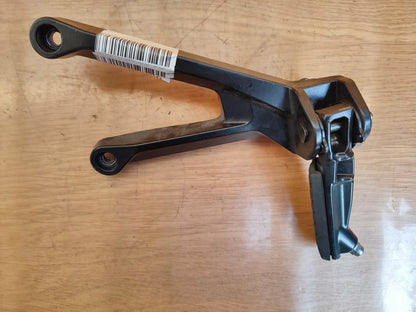 ✅KTM RC125 Petrol 2023 Rear Right Foot Rest Peg Holder + Warranty A116 - Image 3