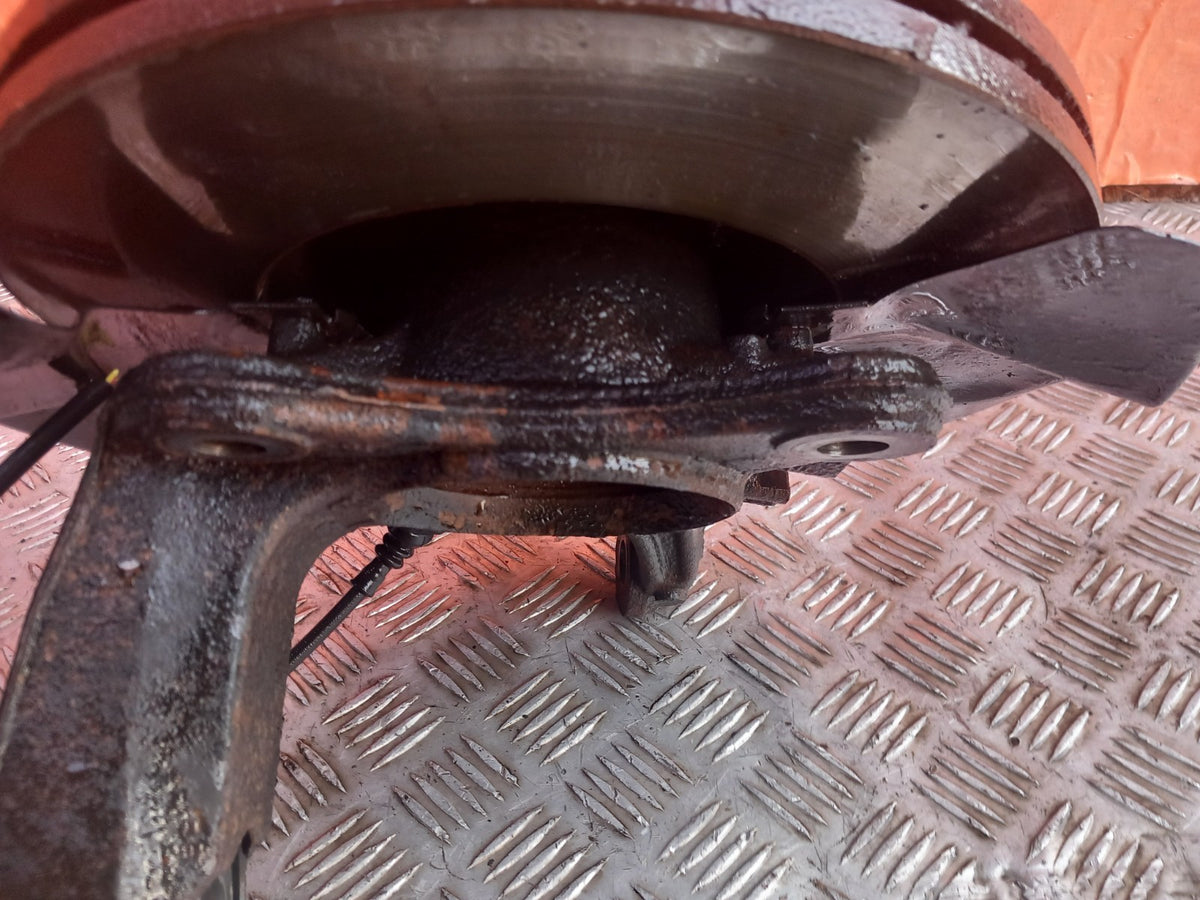 2021 VW Transporter T30 Front Left Suspension Leg Hub 7LA413031K Warranty A412 - Image 10