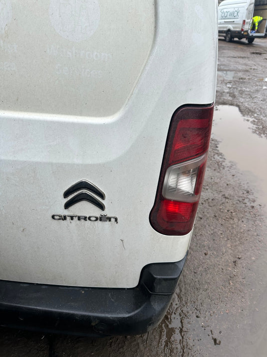 ✅Citroen Berlingo 650 1.5 Diesel 2020 Rear Right Tail Light Warranty A381 - Image 2