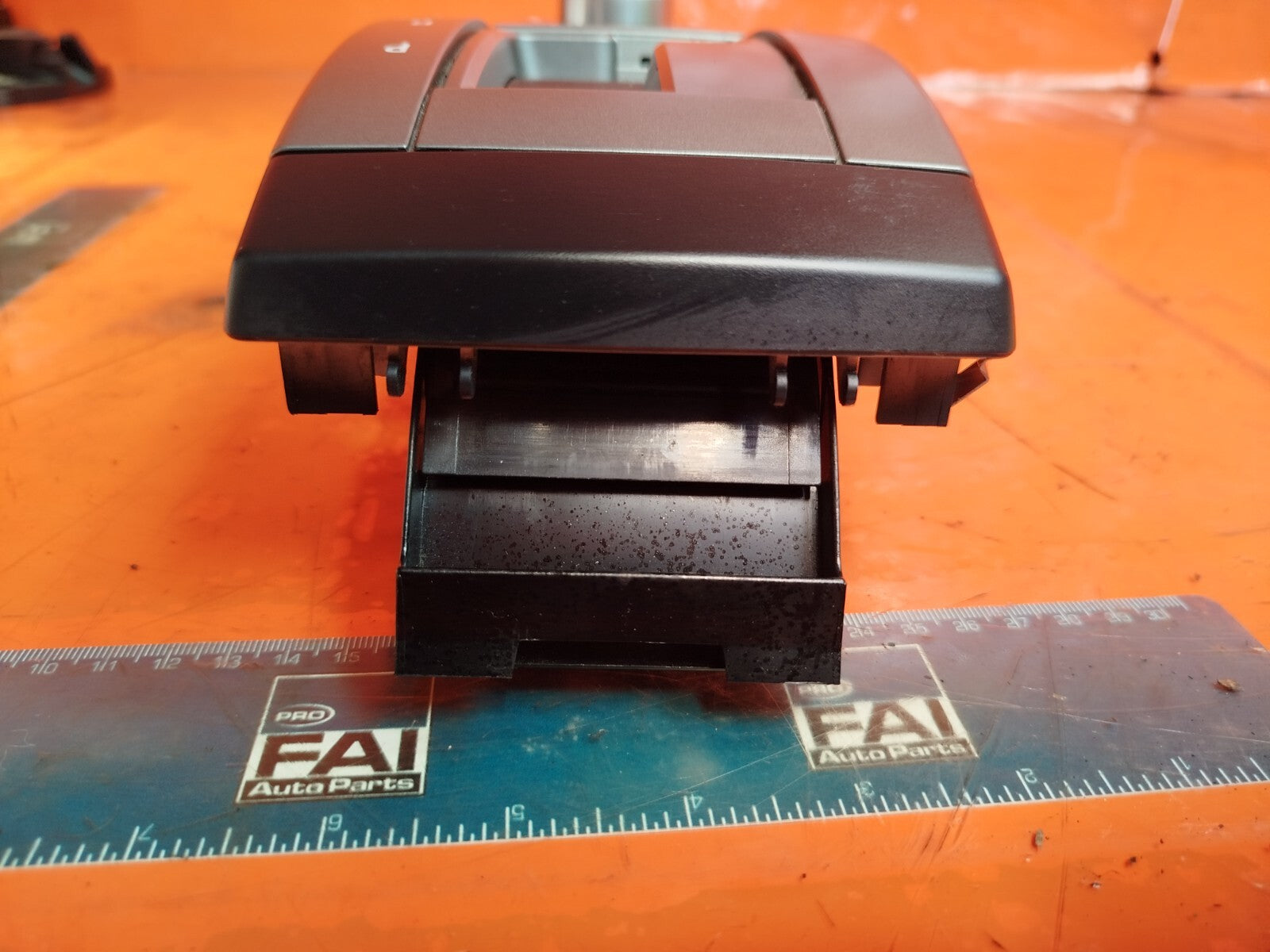 ebay-src:https://i.ebayimg.com/00/s/mtiwmfgxnjaw/z/73aaaoswrj5owvq4/$_57.jpg