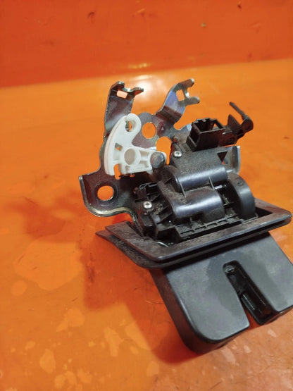 ebay-src:https://i.ebayimg.com/00/s/mtywmfgxmjaw/z/rbiaaeswuhjqhcw9/$_57.jpg