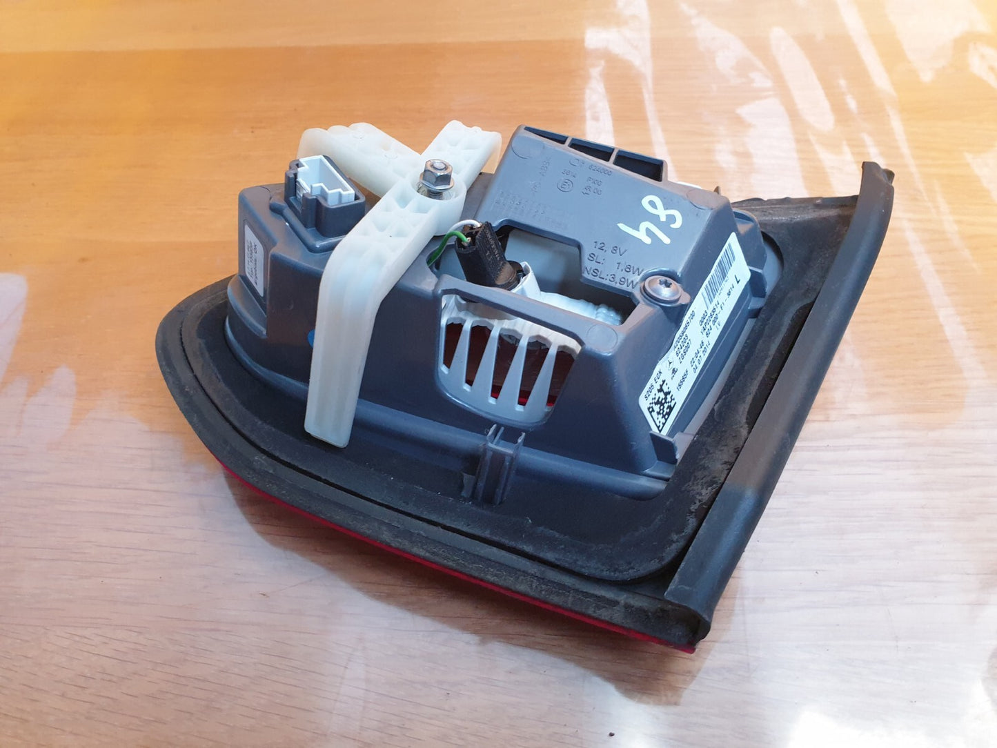 ebay-src:https://i.ebayimg.com/00/s/mtiwmfgxnjaw/z/awwaaoswutflcqb0/$_57.jpg