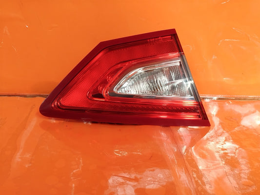✅FORD MONDEO 2.0 DIESEL 2015 REAR LEFT INNER TAIL LIGHT DS7313A603KD Warranty - Image 2