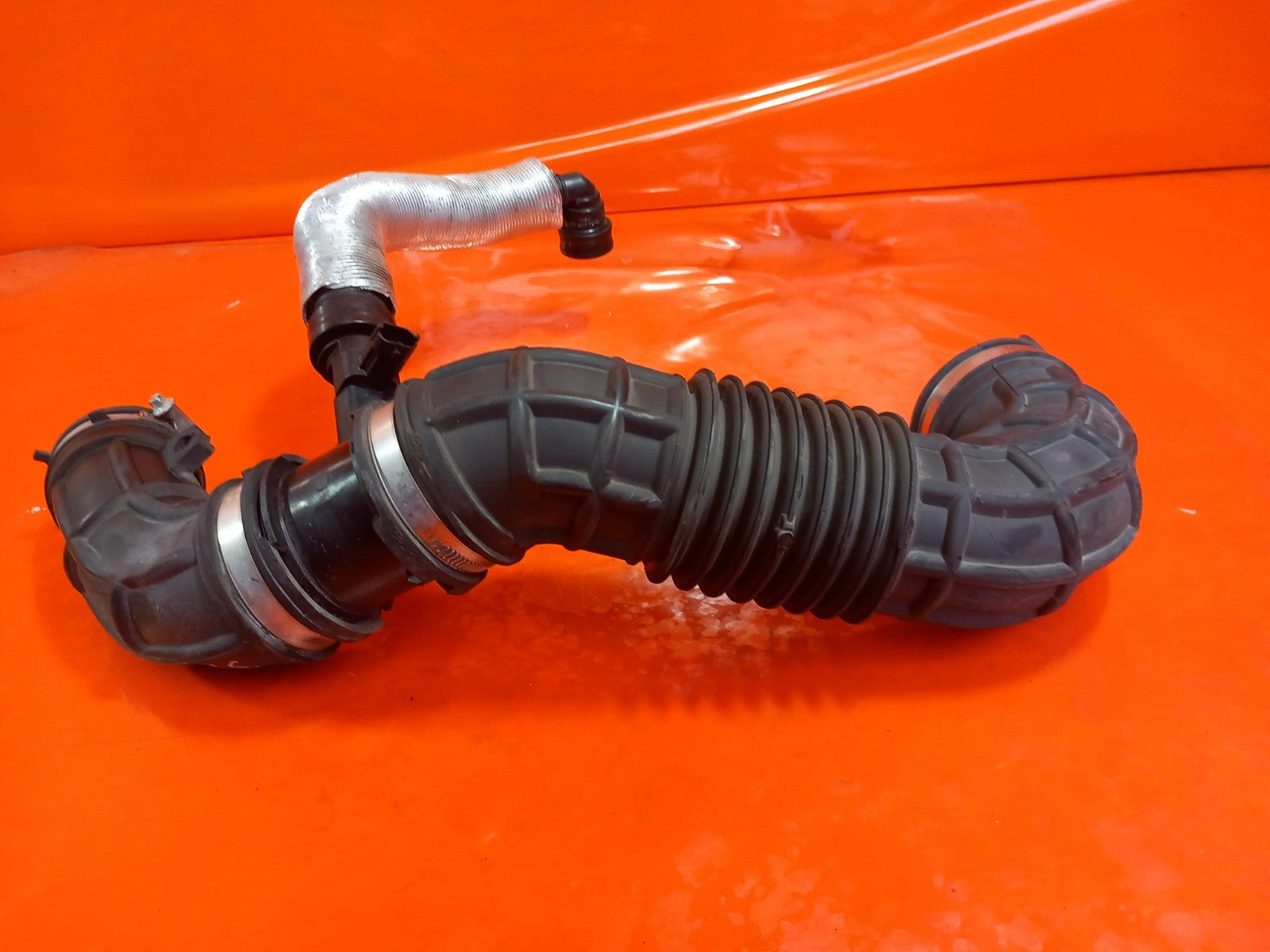 2021 Ford Transit Custom Air Intake Pipe GK21-9R504-AG Warranty A372 - Image 6