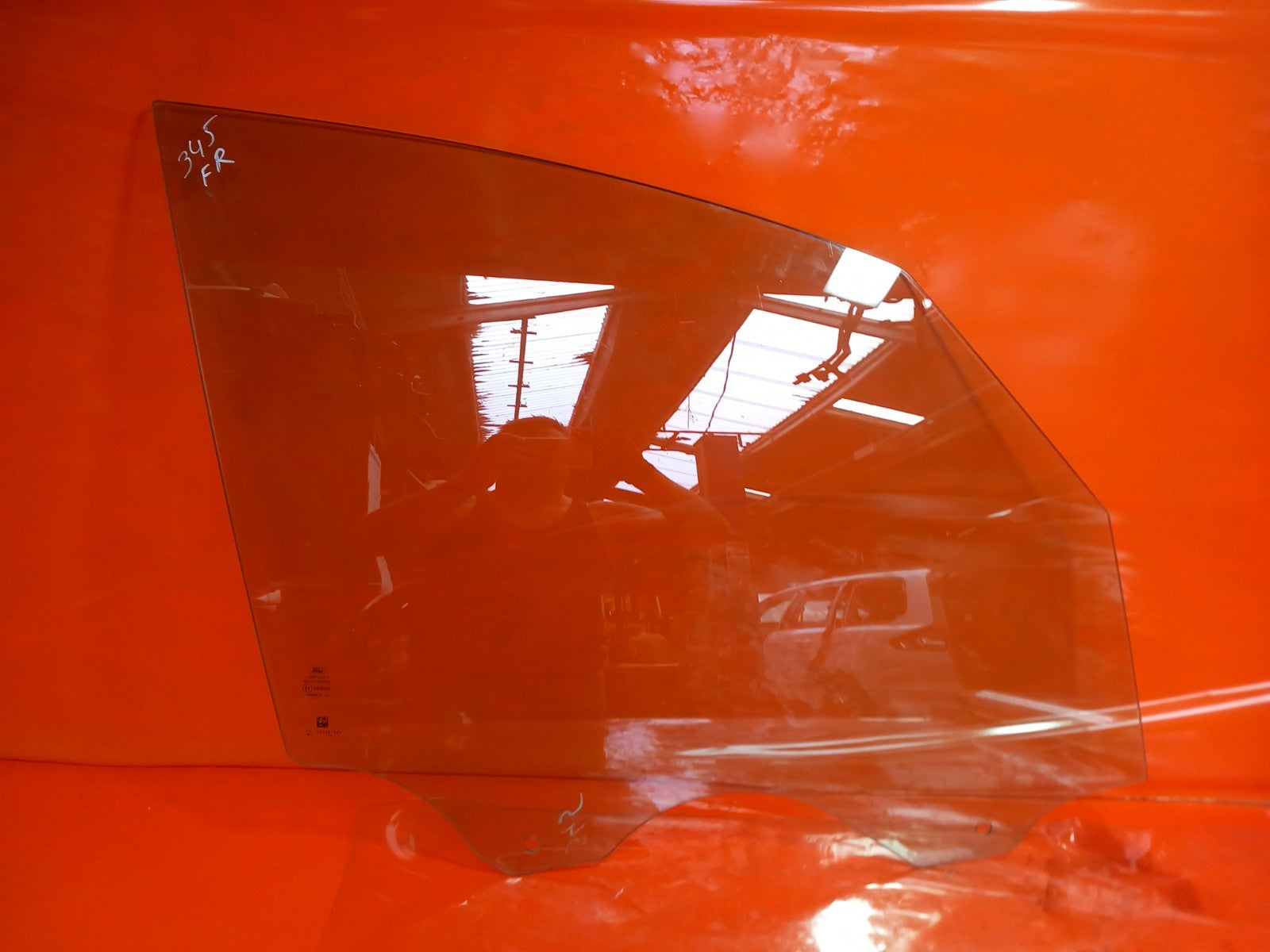 Ford Galaxy Zetec 2.0 Diesel 2019 Front Right Door Window Glass 43R-00050 A345 - Image 1